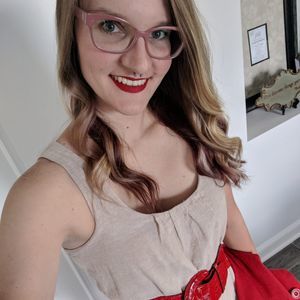 Meet your Posher, Jennifer